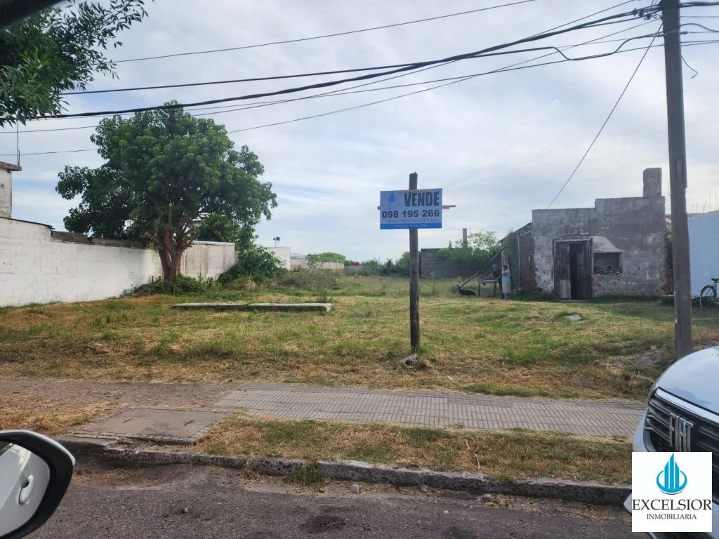 18 de julio entre Paula B de Godoy y G. Etcheverry - Imagen 1