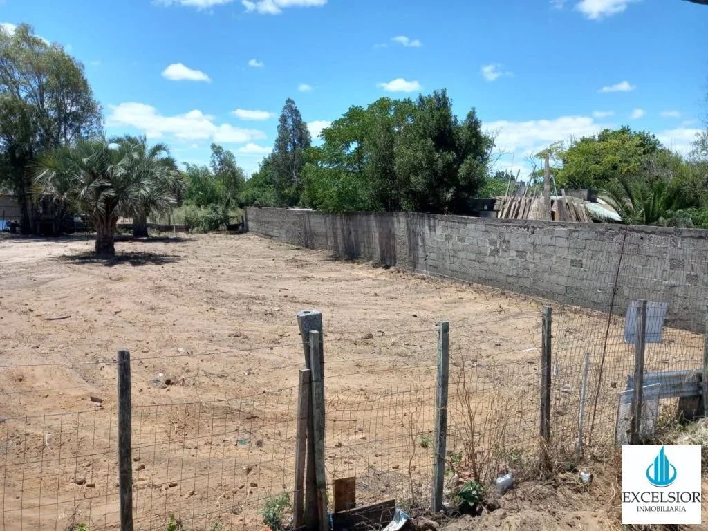 Amplio terreno a la venta - Imagen 1