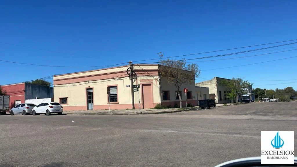 Bvar. Artigas Esq. Emilia Grassi - Imagen 1